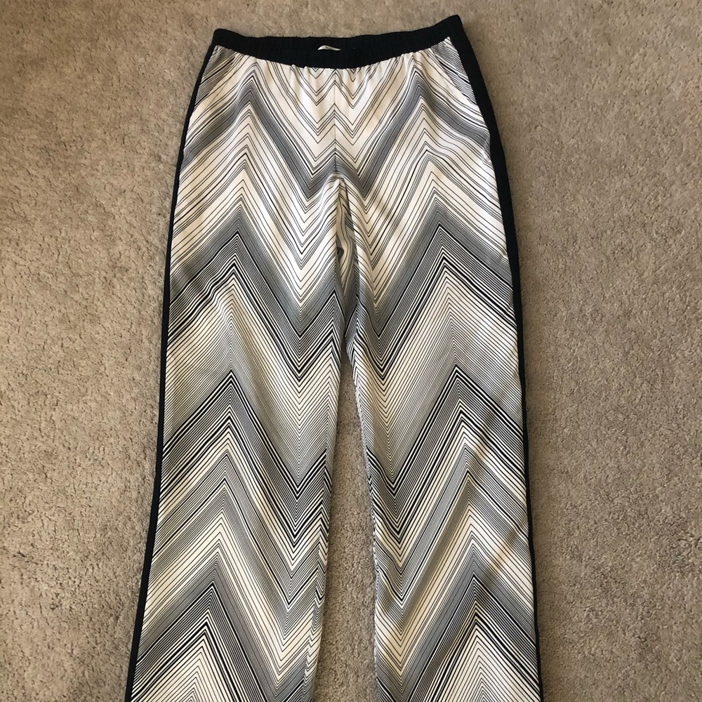 NWT. Black and White lined Pants